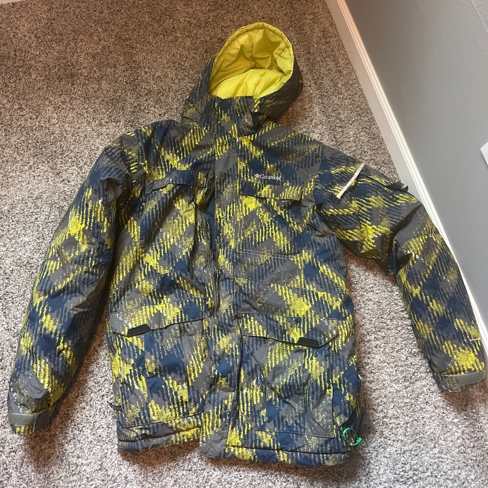 Columbia Ski coat teenage boy size 18/20 and ski pants